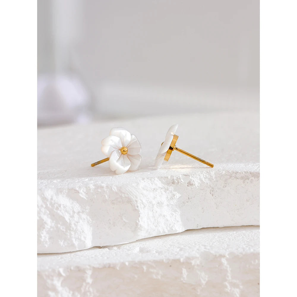 Natural Shell Flower Earrings