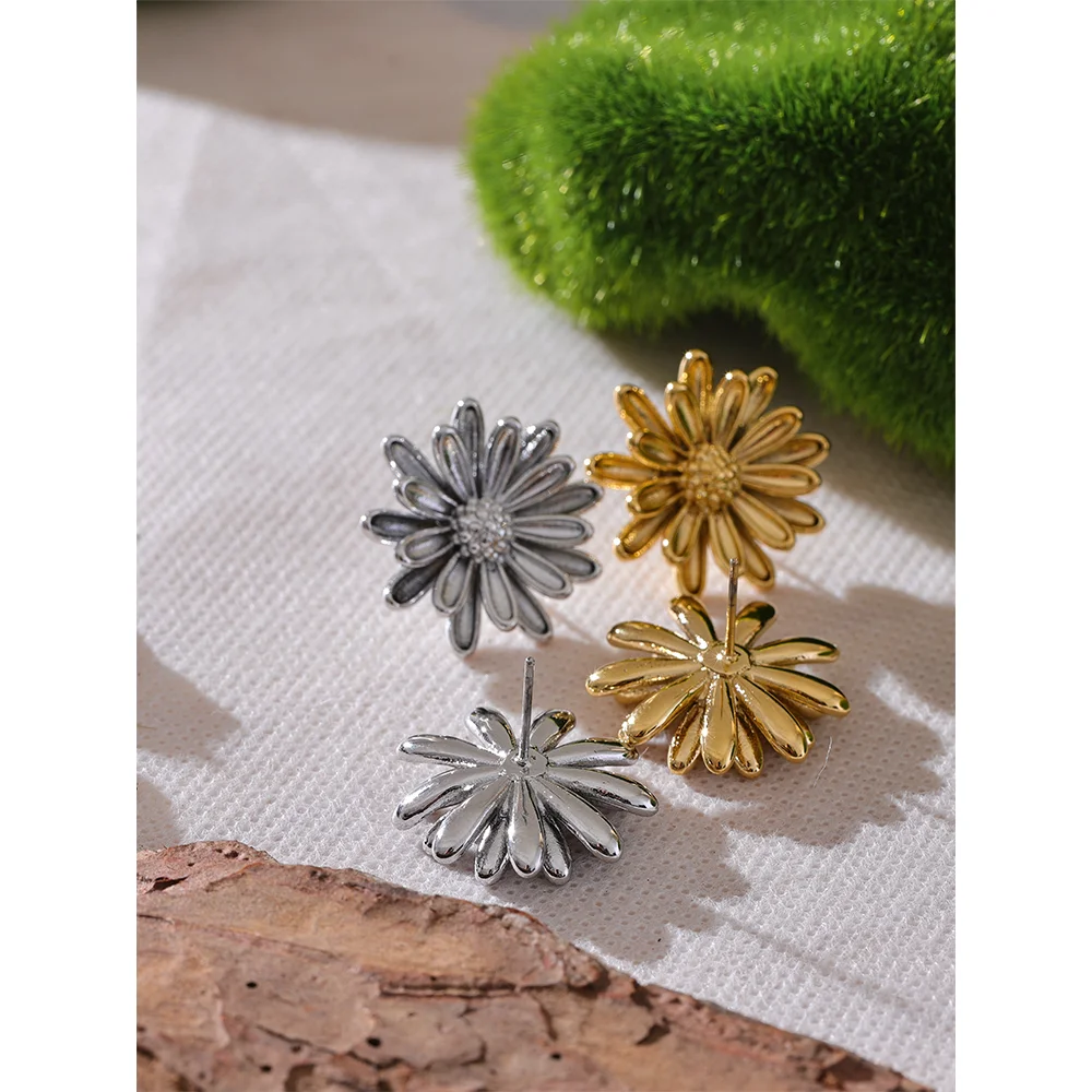 Chrysanthemum Flower Stud Earrings